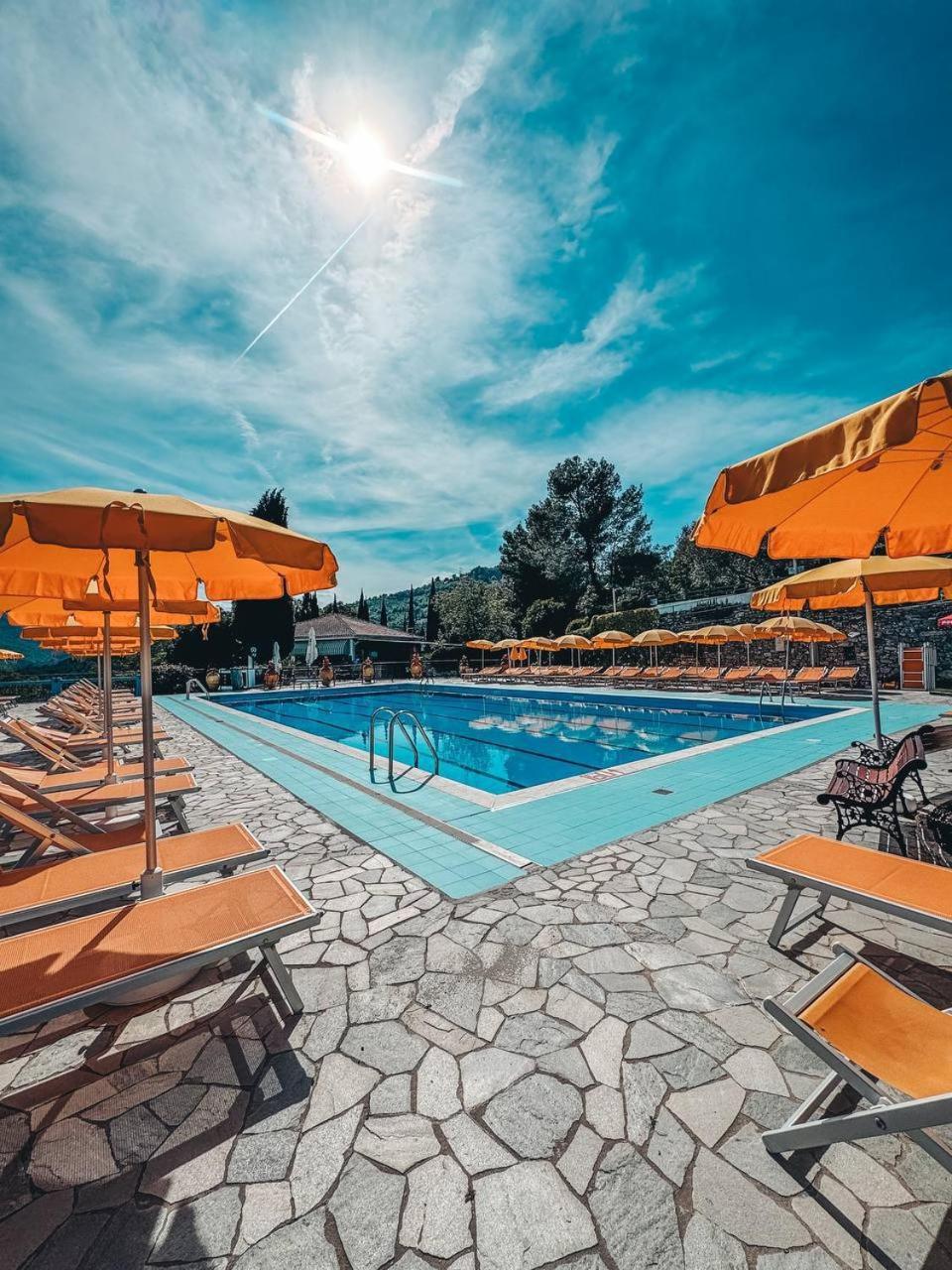 Camping C'Era Una Volta Hotel Villanova d'Albenga Buitenkant foto